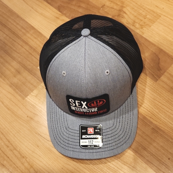 Novelty funny hat - Picture 7 of 8